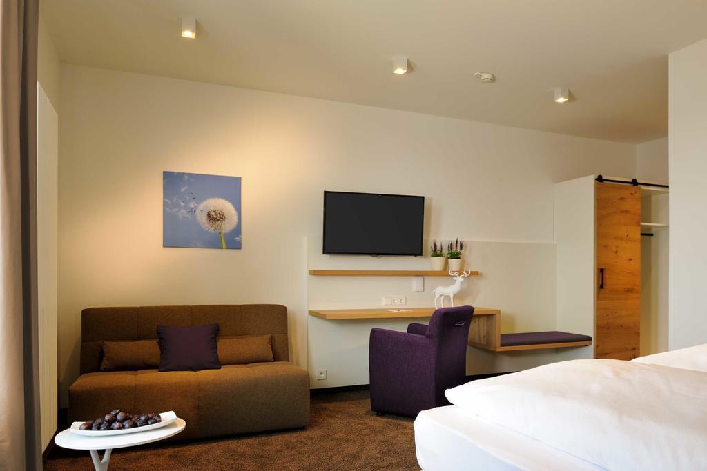 Hirsch - Das Ellwanger Landhotel Ellwangen Room photo